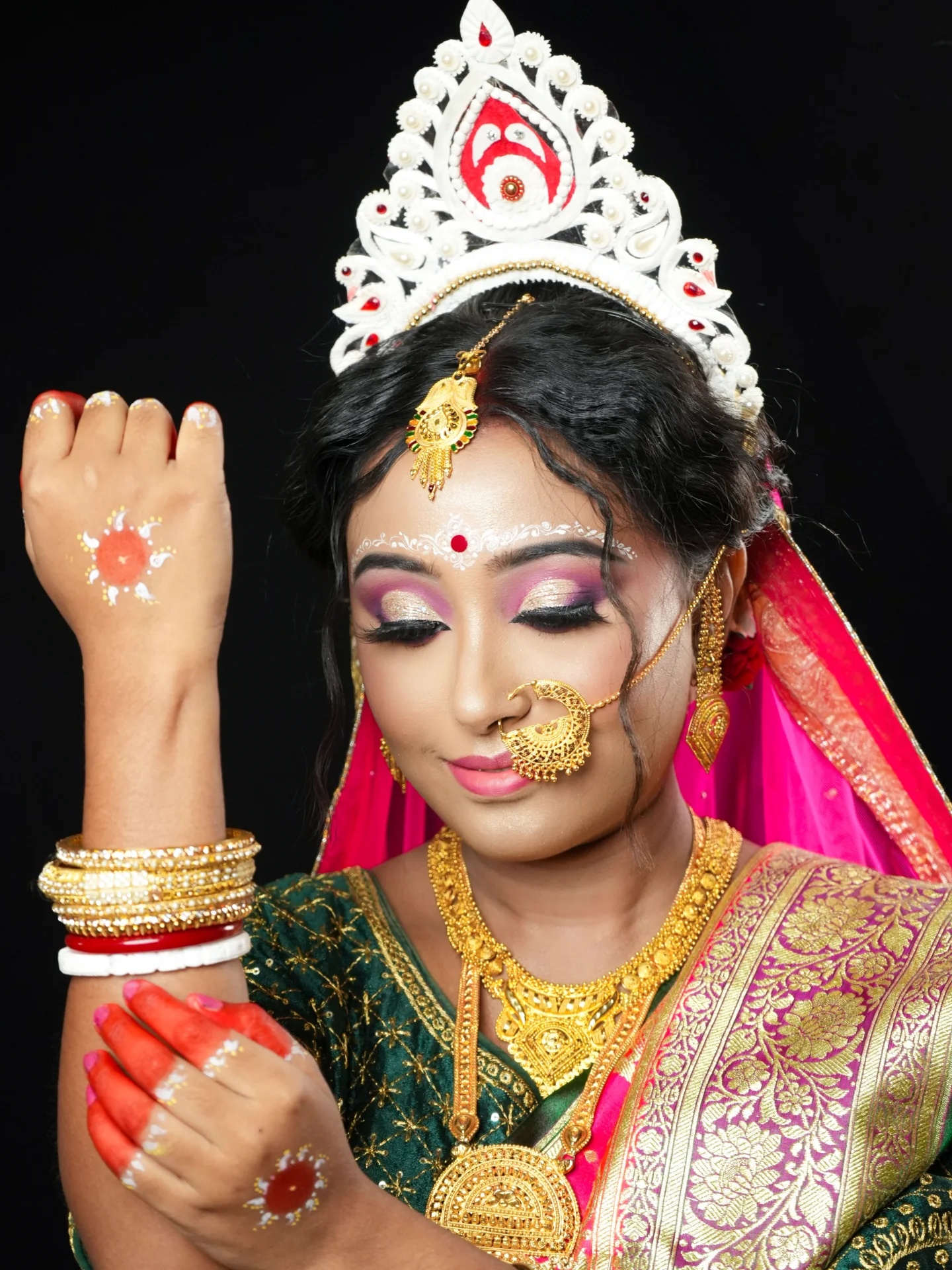 Bengoli bridal  makeup - Makeup Artist work by Priti's makeover in Kolkata